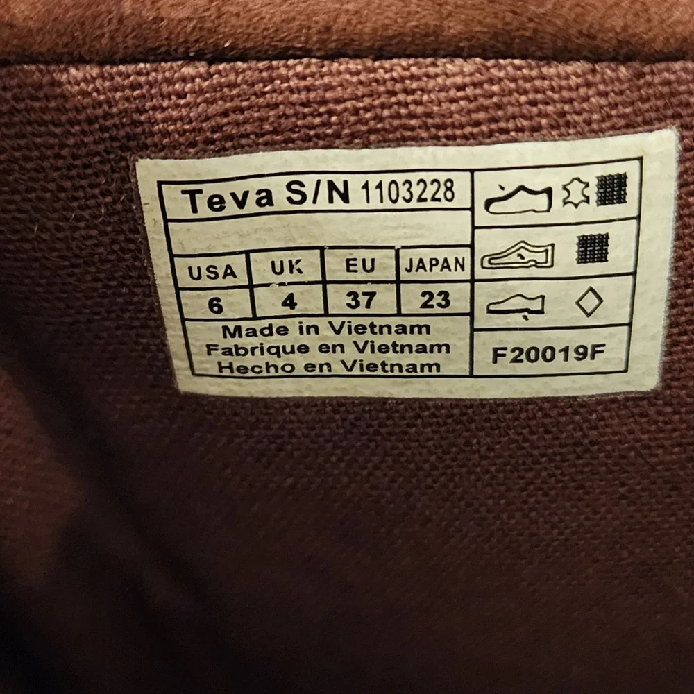Teva Ellery Tall Waterproof Women’s Brown Leather Boots Size 6